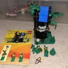 Vintage Lego Set 6054 Forestmen's Hideout InComplete With Instructions Read