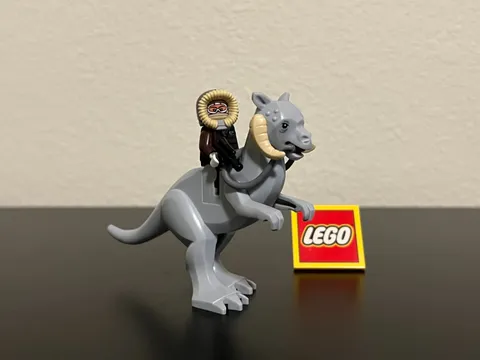 LEGO Star Wars 2009 Tauntaun - Rigid Tail w/Han Solo Rare/Retired Excellent Cond