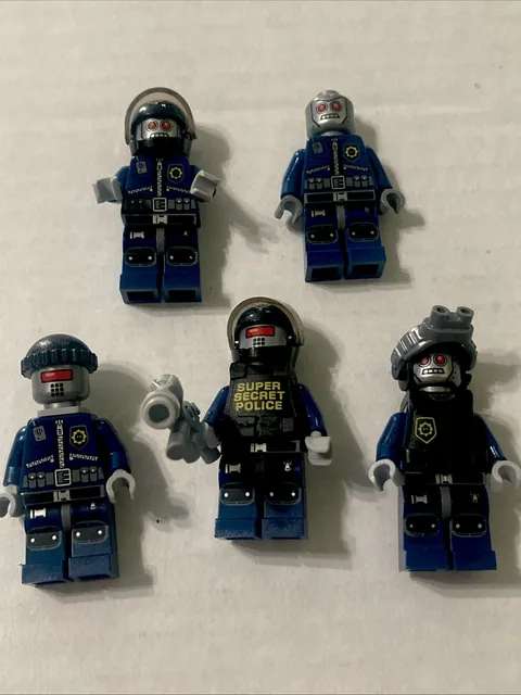 Lego Movie Robo SWAT 5 Minifigure LOT Rare Retired LEGO Mini Figs Robot