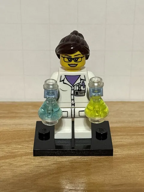 Lego Minifigures Series 11 - Female Scientist (71002) Retired COMPLETE