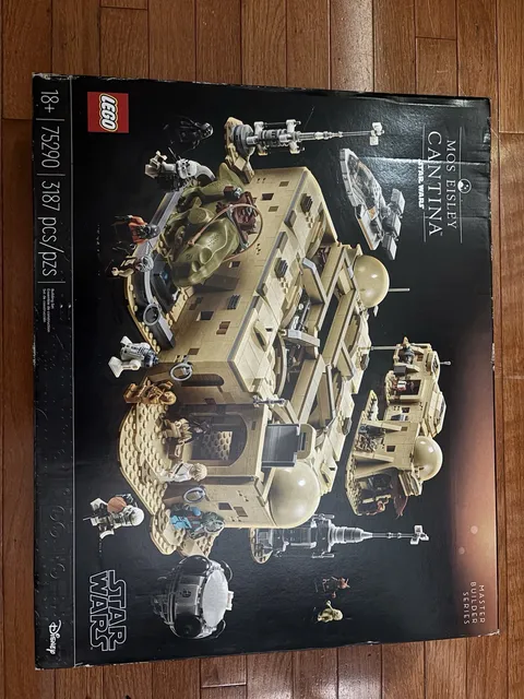 LEGO Star Wars Mos Eisley Cantina 75290 3187pcs 18+ Master Builder Series