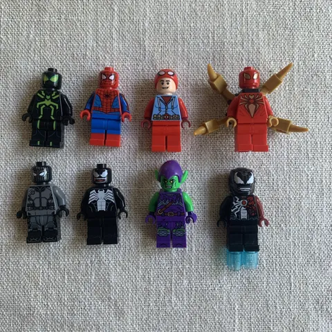 LEGO Marvel Spider-Man Minifigure Lot Spider-Man, Venom, Green Goblin 6pcs 76175