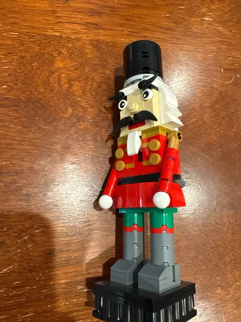 LEGO Seasonal: Nutcracker (40254) ALL PIECES YES INSTRUCTIONS NO BOX