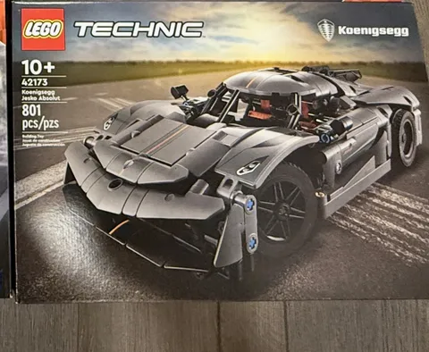 LEGO TECHNIC: Koenigsegg Jesko Absolut Gray Hypercar (42173)
