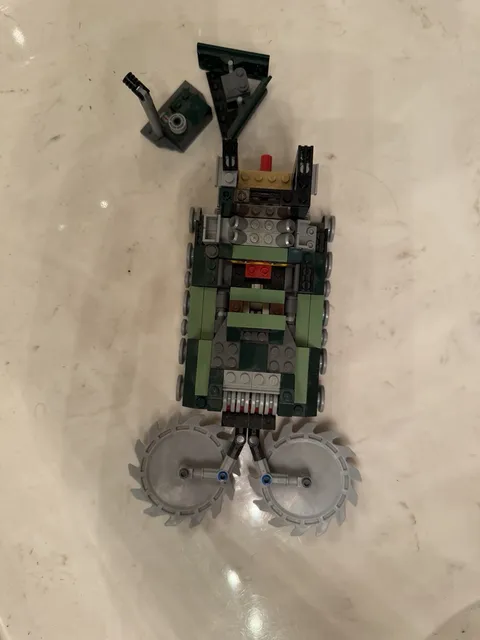 Lego Indiana Jones: Jungle Cutter (7626) Incomplete. No Minifigures