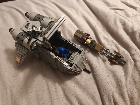 LEGO Star Wars: Ambush on Ferrix (75338)