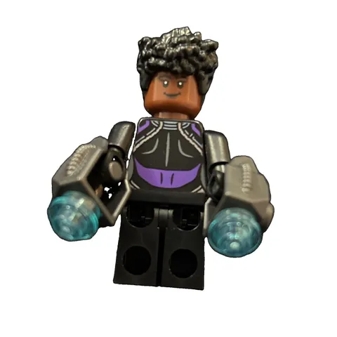 LEGO Marvel Black Panther Shuri minifigure 76211