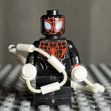 Lego Miles Morlaes Minifigure Red Hands Marvel Spider-Man 76036 sh0190 - 1O
