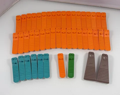 46pc Lot LEGO Orange Turquoise Grey Green Lego Separators Brick Piece Separators