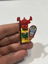 Vintage Lego Minifigure Islanders pi068 King Kahuka Excellent condition