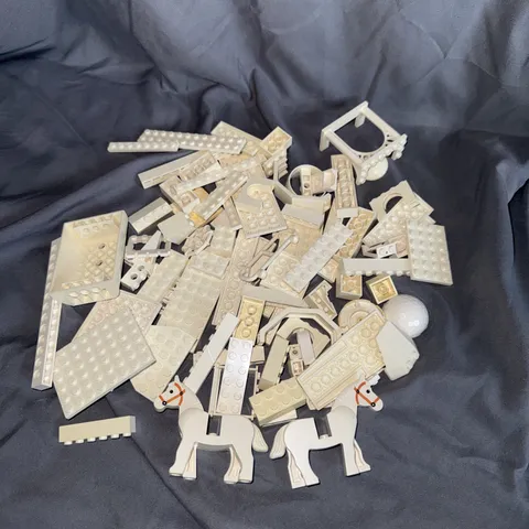 Bulk White LEGO Assorted 0.5 Pound Lot, Bricks, Plates, Tiles 8 Ounces