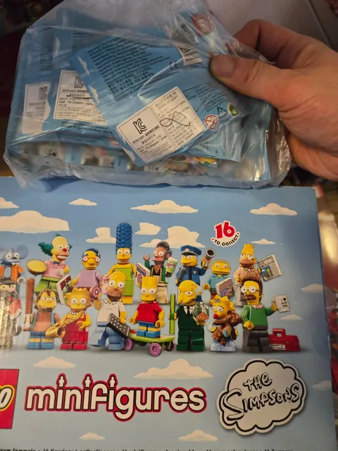 LEGO 71005 The Simpsons Series 1 – Complete Set of 16 Minifigures (2014)
