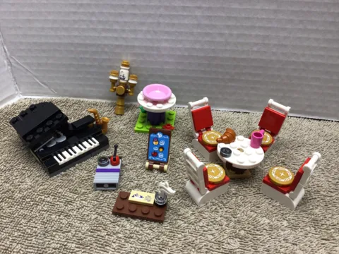 Lego Friends Accessories Lot