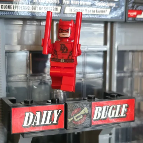 LEGO Daredevil And Punisher Minifigures From Daily Bugle Set