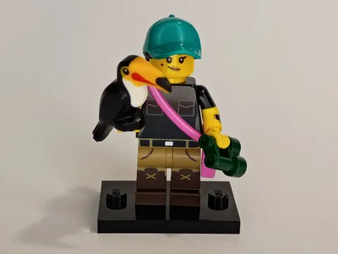 Lego Bird Watcher with Toucan 71032 Collectible Series 22 Minifigure