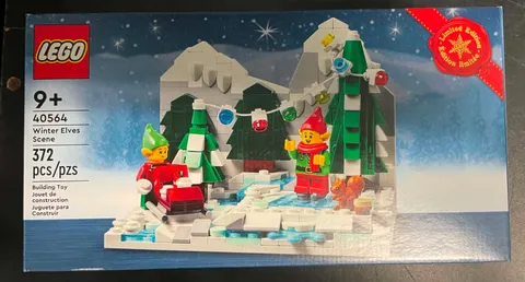 LEGO Seasonal: Winter Elves Scene (40564) - 100% Complete