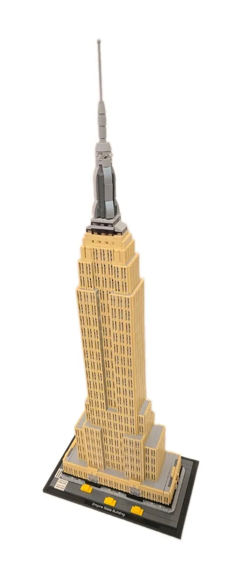 LEGO ARCHITECTURE: Empire State Building (21046) Complete, Instructions / No Box