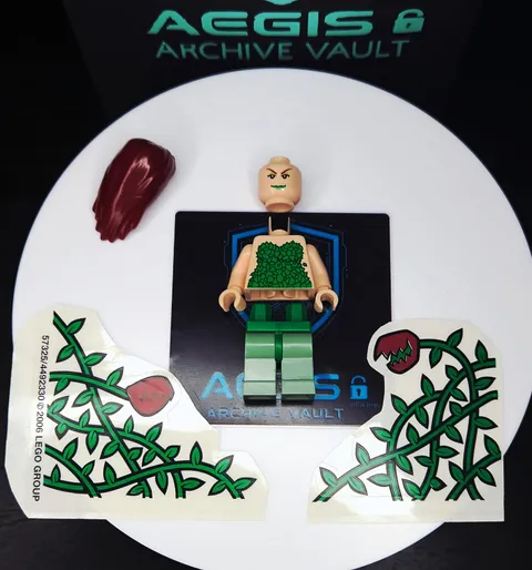 LEGO Poison Ivy Minifigure BAT018 Pristine New Unassembled