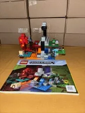 LEGO Minecraft: The Ruined Portal (21172) 100% Complete w/ Minifigs & Manual