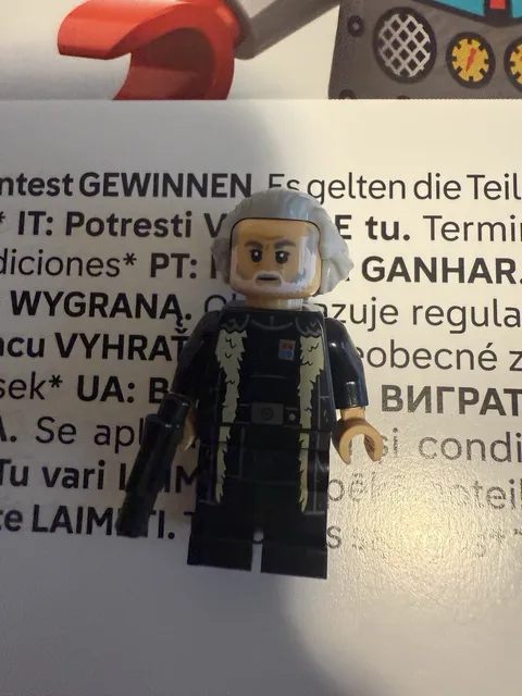 LEGO Star Wars Imperial Remnant Warlord Minifigure (sw1533) from AT-AT set 75454
