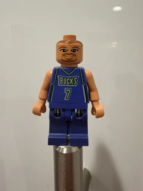 Toni Kukoc LEGO Sports NBA Minifigure 2003 Milwaukee Bucks #7 Purple 3563 nba003