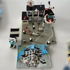 LEGO 6386 Police Station Town 1986