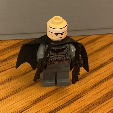LEGO Super Heroes Batman Minifigure Dark Bluish Gray Suit dim002 71200