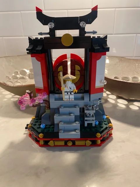 LEGO 71866 Ninjago Ninja Character Display 15th Anniversary, one fig, Read Disc