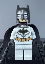 Lego Batman, Gray Suit Minifigure Super Heroes from 76111 sh531 Sh0531 GB19