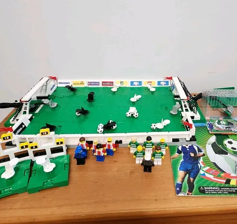 LEGO 3409 Championship Challenge & 3401 Shoot n Score w/ Manual - 2000 Retired 