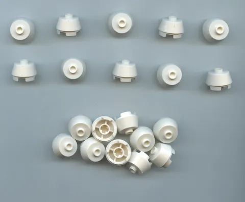 LEGO x 20 White Cone 2 x 2 Truncated 98100 droid head