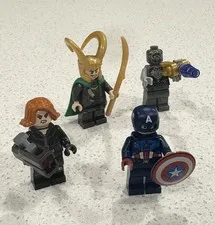 Lego Marvel Superheroes Minifigures Loki, Black Widow, Captain America Chitauri