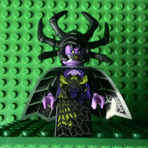 New Lego Monkie Kid Spider Queen Minifigure with Cape mk039 80021 80022 80023
