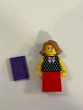 Woman / Mom w/ Purse | LEGO Minifigures