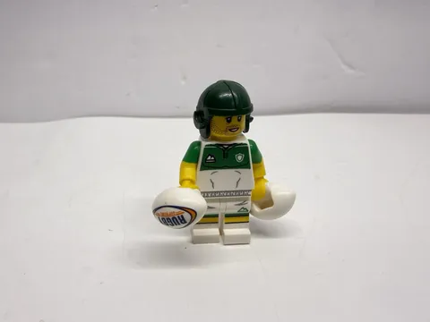 LEGO 71025 Series 19 minifigure Rugby Player