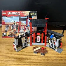 LEGO NINJAGO Kryptarium Prison Breakout 70591
