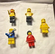 LEGO Minifigure Lot of 5 Assorted Colors/Outfits Yellow Heads Plastic Figures