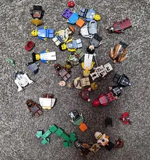 LEGO Minifigure Mixed Lot w/ R2-D2 Assorted Parts & Accessories