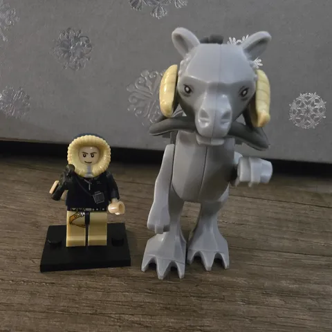 Star Wars Han Solo & Tauntaun Custom Lego Minifigure 7749 Hoth Echo Base
