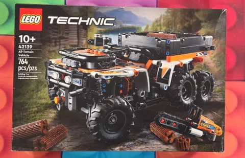 LEGO TECHNIC: All-Terrain Vehicle (42139)