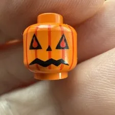 LEGO 4712 - HARRY POTTER Minifig, Head Pumpkin Jack O' Lantern - Orange