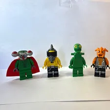 LEGO Minifigures Lot of 4 Assorted Alien/Monster Characters (4 Pieces)