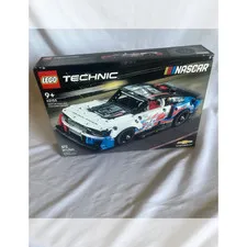 LEGO TECHNIC: Nascar NextGen Chevrolet Camaro Zl1 (42153)