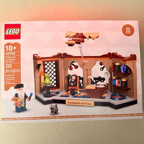 LEGO 40902 Tribute to Leonardo da Vinci Limited Edition Set 251 pcs 18+