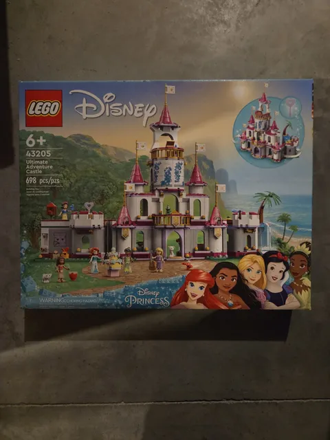 2022 Lego Disney Princess Ultimate Adventure Castle 43205