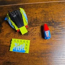 LEGO Toy Story 7590 RC Car Parts Big One Rocket Lime Green Splattered Plate