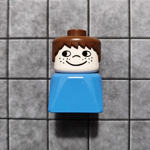Lego Duplo 80's Vintage People Fig - Boy with Blue Base/Body Freckles Brown Hair