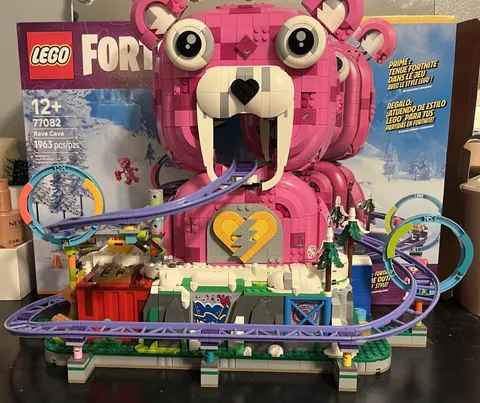 Lego Fortnite Rave Cave 77082