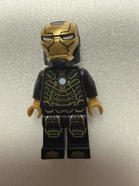 LEGO® Marvel Super Heroes Iron Man Mark 41 Minifigure Avengers Endgame