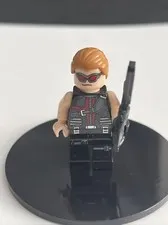 LEGO Hawkeye Minifigure Loki's Cosmic Cube Escape - The Avengers
